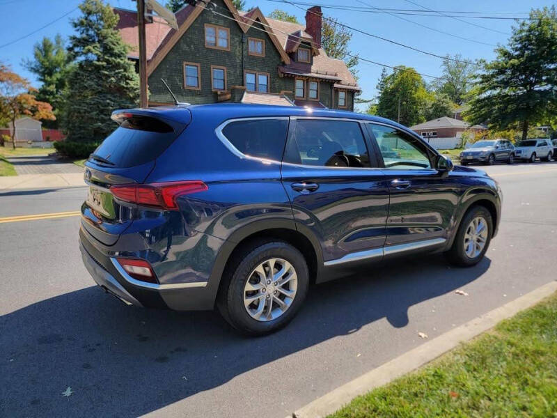 2019 Hyundai Santa Fe SE 2.4L