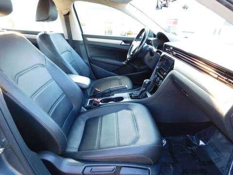 2020 Volkswagen Passat SE