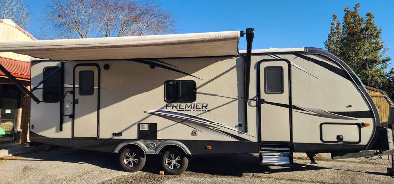 2019 Keystone RV Premier
