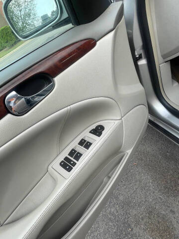 2008 Buick Lucerne CX