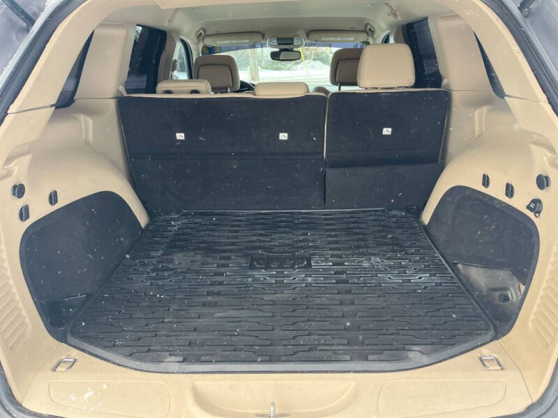 2017 Jeep Grand Cherokee Laredo