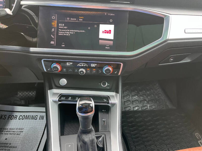 2020 Audi Q3 quattro Premium 45 TFSI