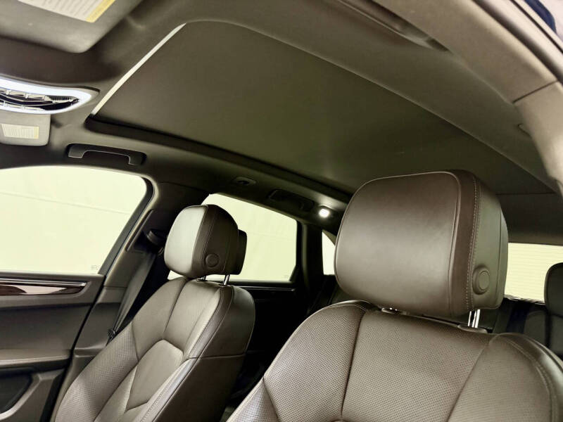 2016 Porsche Macan S