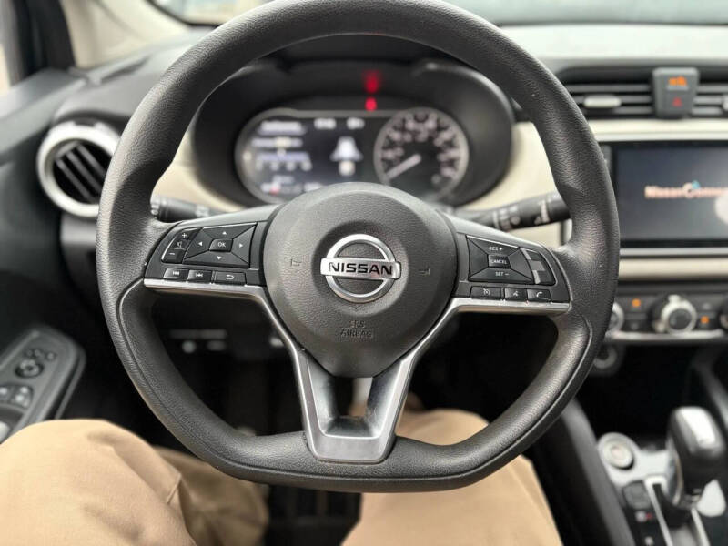 2021 Nissan Versa SV