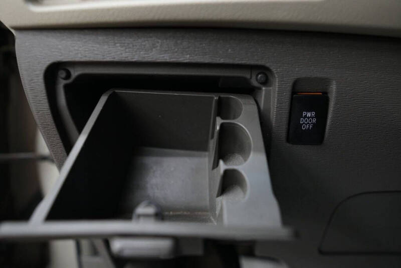 2016 Toyota Sienna