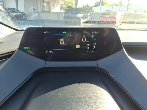 2024 Toyota Prius LE