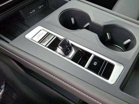 2025 Volkswagen Atlas SE 4Motion