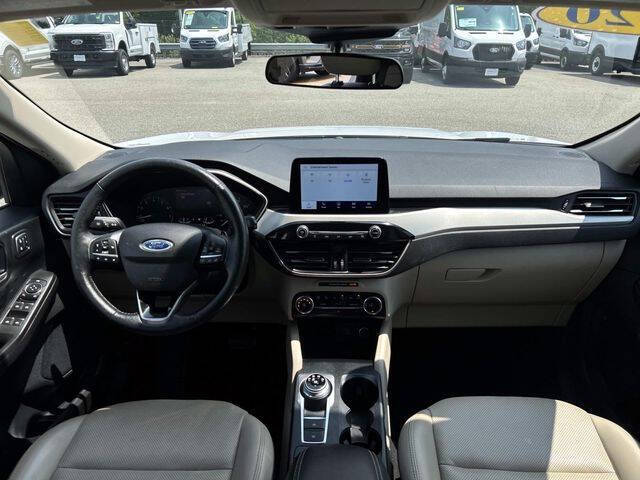 2020 Ford Escape SEL