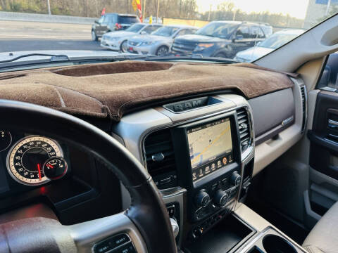 2014 RAM 1500 Laramie