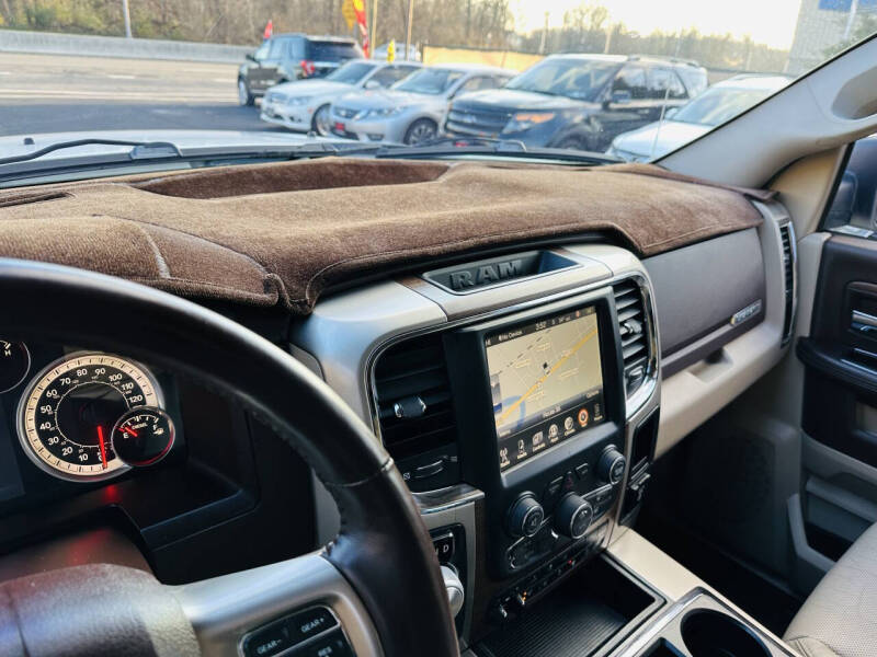 2014 RAM 1500 Laramie