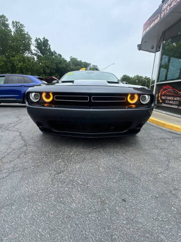 2018 Dodge Challenger SXT Plus