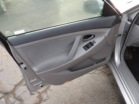 2009 Toyota Camry LE