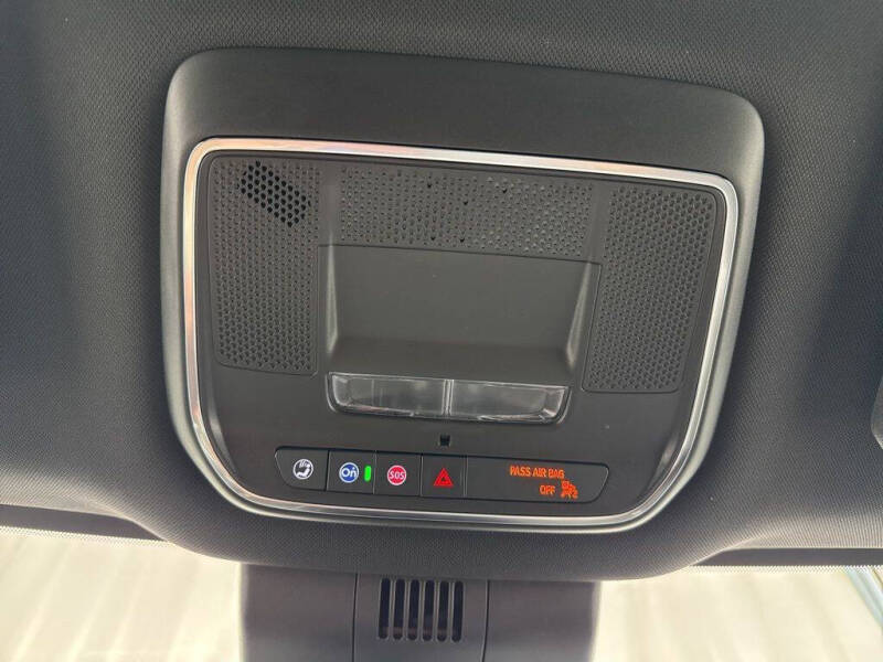 2025 GMC Sierra EV Denali