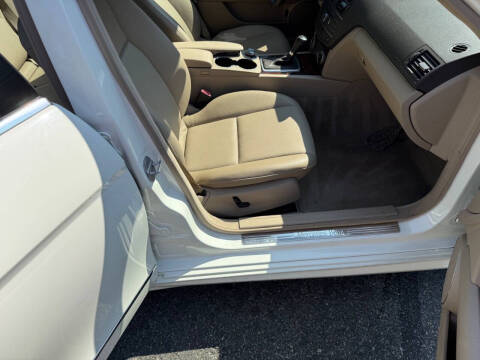 2011 Mercedes-Benz C-Class C 300 Luxury 4MATIC