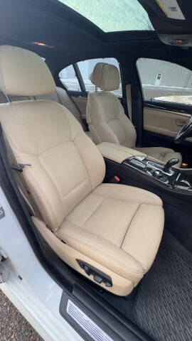 2016 BMW 5 Series 550i