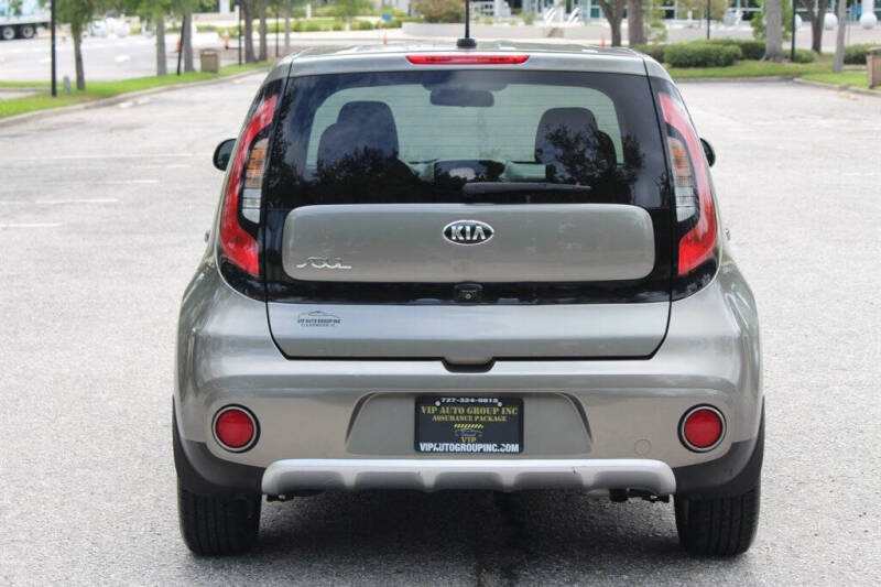 2017 Kia Soul +