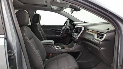 2022 GMC Acadia SLE