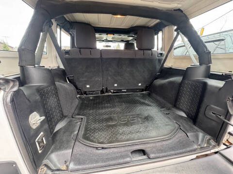 2013 Jeep Wrangler Unlimited Sport