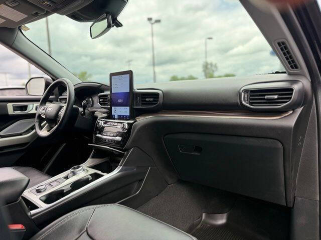 2023 Ford Explorer Hybrid Limited