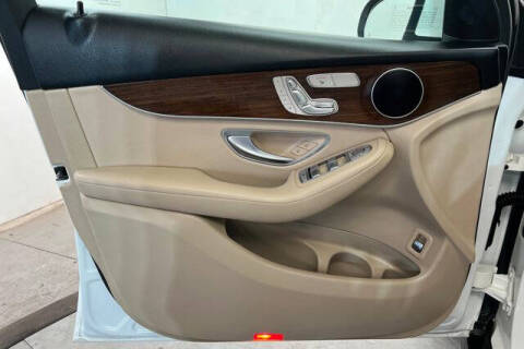 2021 Mercedes-Benz GLC GLC 300 4MATIC