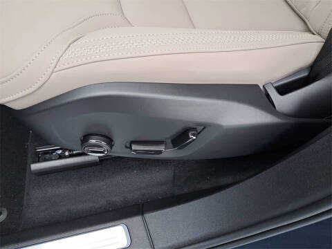 2026 Volvo XC90 B6 Core