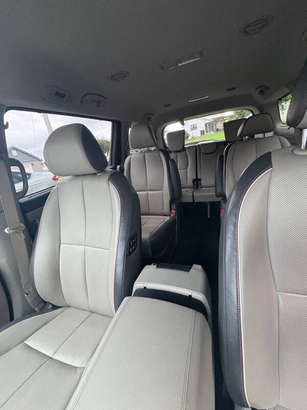 2018 Kia Sedona SX