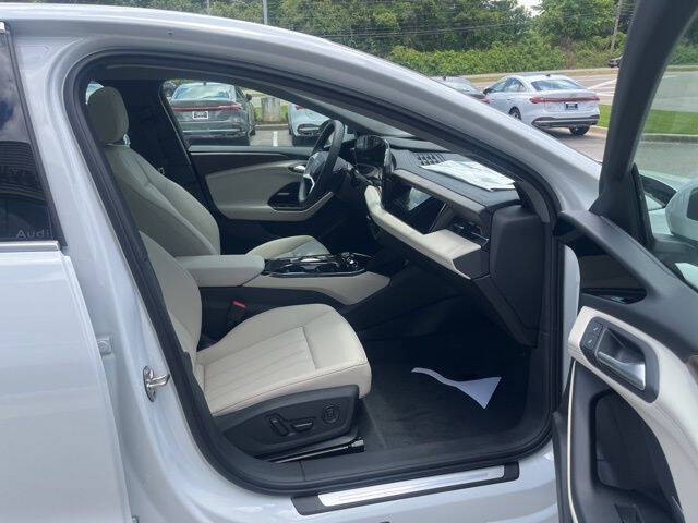 2025 Audi A6 Sportback e-tron Premium Plus