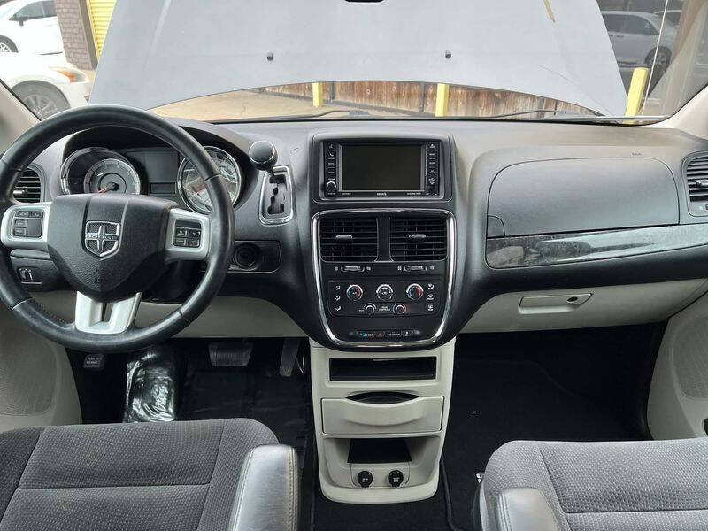 2017 Dodge Grand Caravan SE