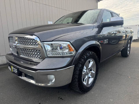 2016 RAM 1500 Laramie