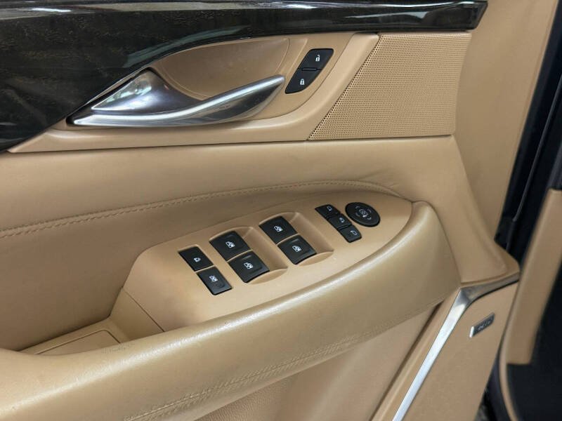 2019 Cadillac Escalade ESV Platinum