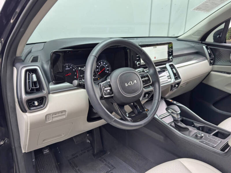 2023 Kia Sorento S