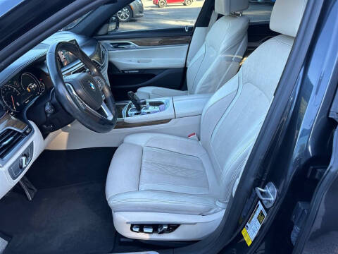 2017 BMW 7 Series 740i