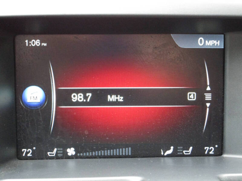 2016 Volvo XC60 T5 Drive-E Premier