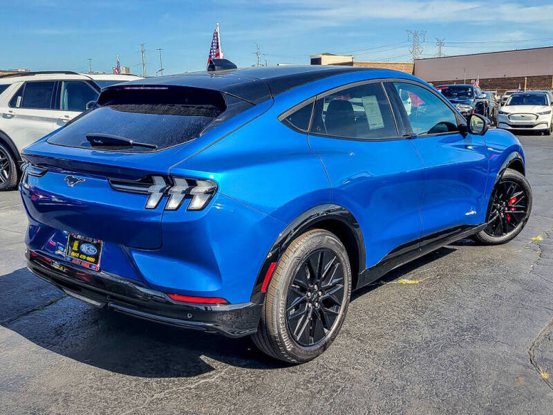 2025 Ford Mustang Mach-E Premium