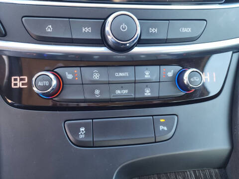 2017 Buick LaCrosse Essence