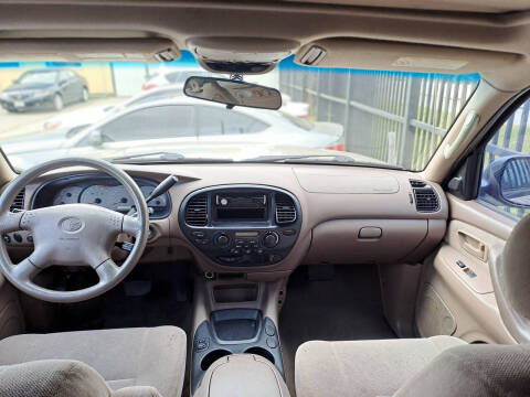 2002 Toyota Sequoia SR5