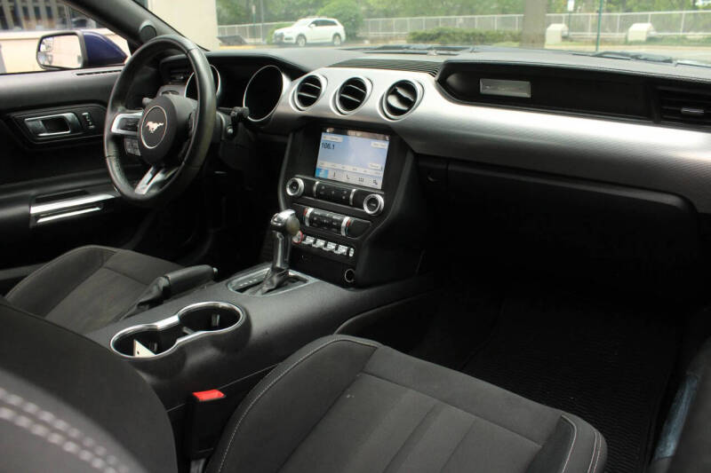 2019 Ford Mustang