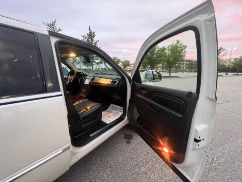 2014 Cadillac Escalade Luxury