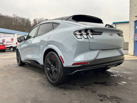 2025 Ford Mustang Mach-E GT