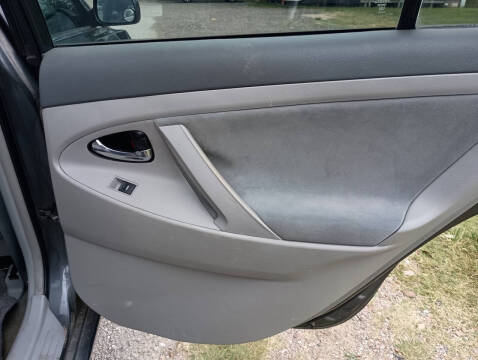 2010 Toyota Camry LE