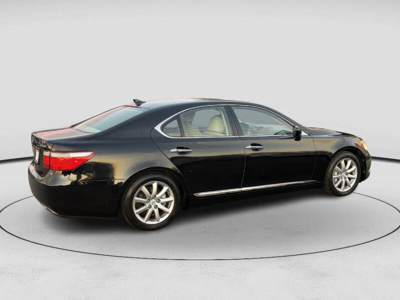 2008 Lexus LS 460