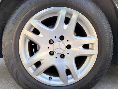2005 Mercedes-Benz E-Class E 320