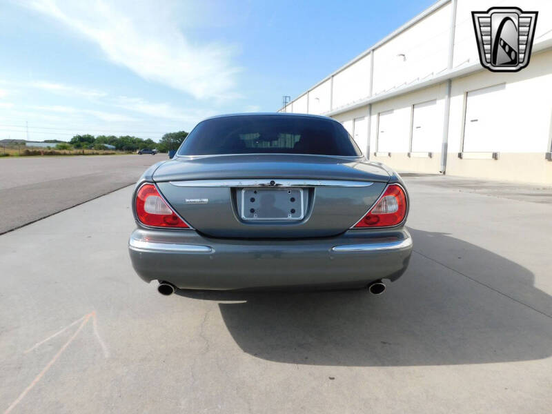 2004 Jaguar XJ-Series Vanden Plas