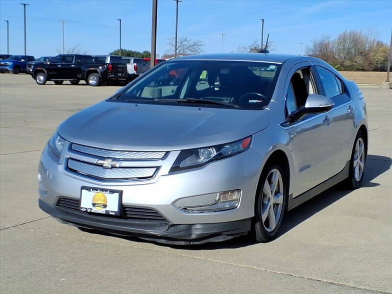 Used 2015 Chevrolet Volt Base with VIN 1G1RB6E4XFU103288 for sale in Taylorville, IL