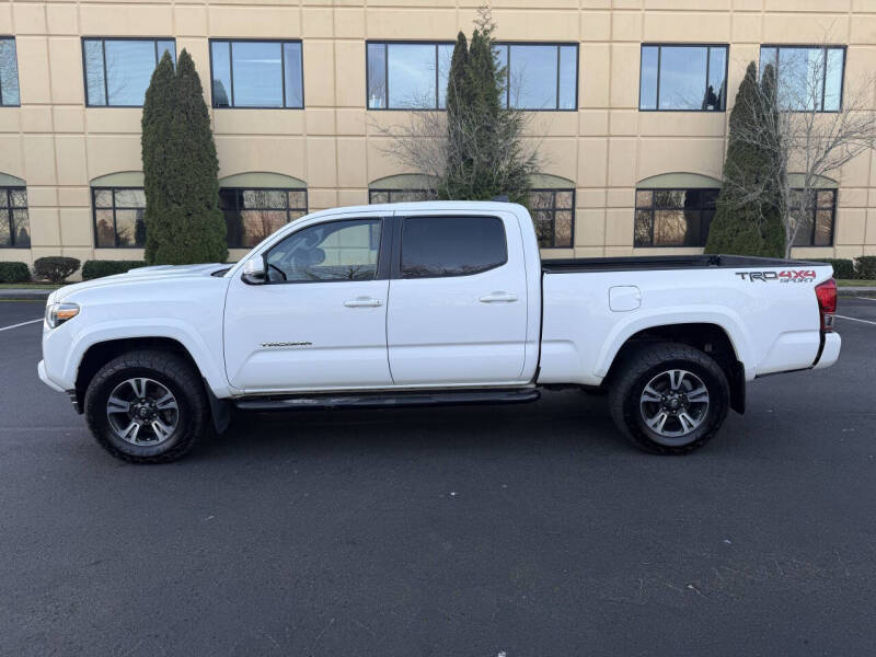 2017 Toyota Tacoma TRD Sport