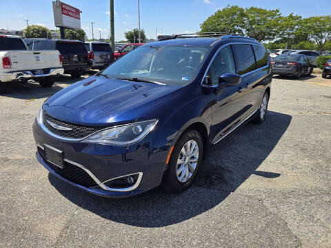 2019 Chrysler Pacifica Touring L