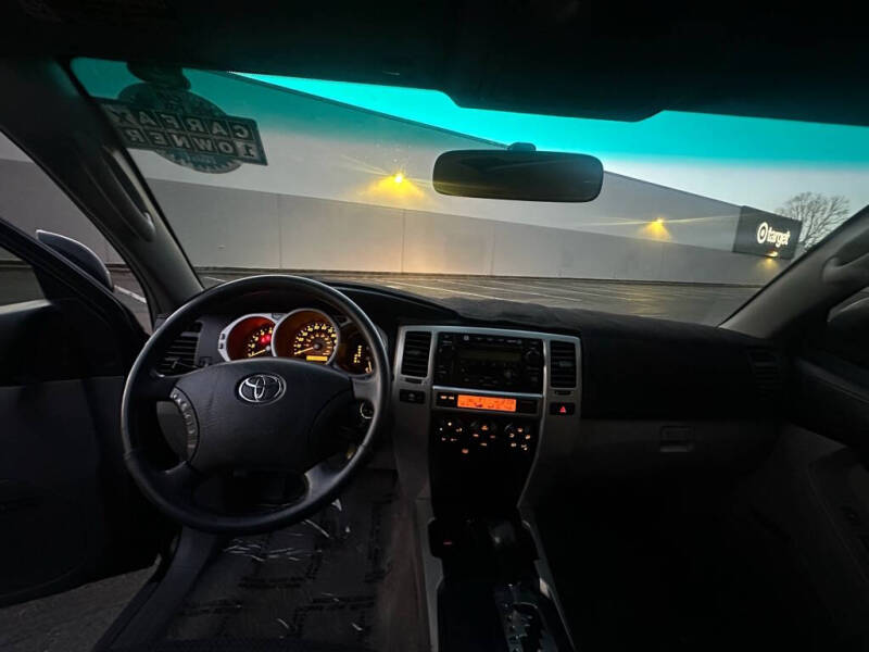 2003 Toyota 4Runner SR5