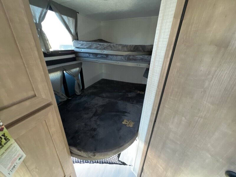 2025 Palomino Solaire