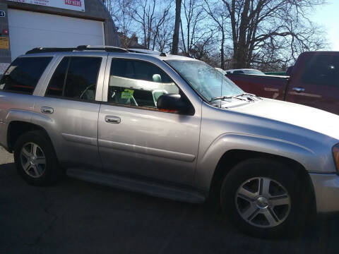 2005 Chevrolet TrailBlazer for sale at Drive Deleon in Yonkers NY