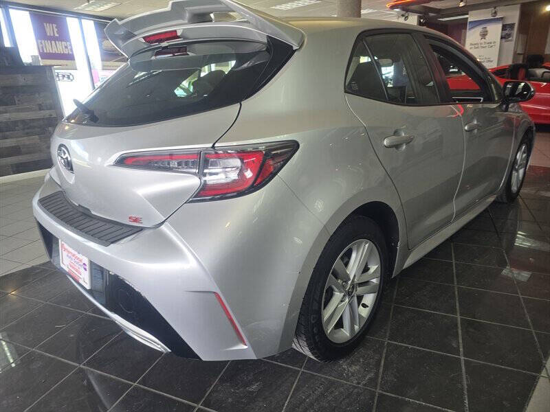 2020 Toyota Corolla Hatchback SE